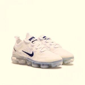 Nike vapor max nos differences  size 8 usa women